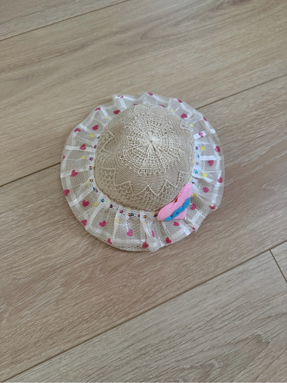 Kids Beige Straw Sun Hat with Pink Heart Trim